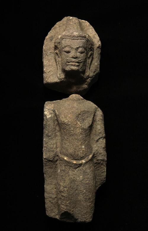 A Buddha from the Asian Art Museum in San Francisco that exhibits qualities of roughness and uncanniness